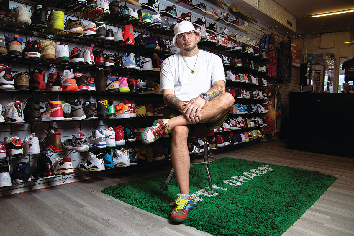 sneakers community shop